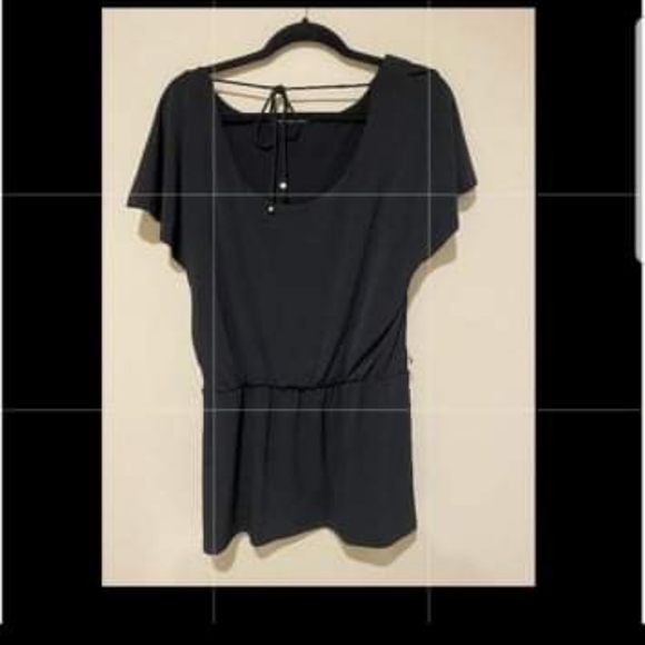 Tunic Flutter Sleeve Blouse - Picture 7 of 7